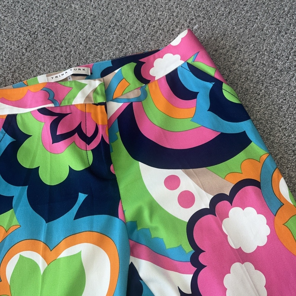 New Trina Turk Moss 2 Slim Cropped Pants. Floral Cloud. Size 4. - Picture 6 of 7